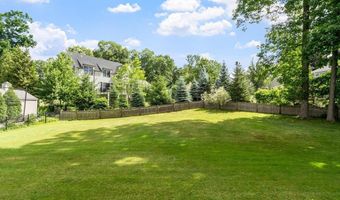 13 Carmel Rd, Andover, MA 01810