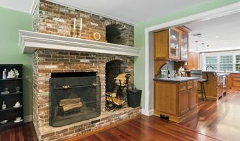 37 Magazine St, Bedford, NH 03110