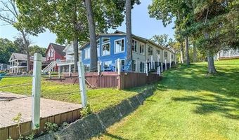 16431 Oak Hill Dr, Argentine, MI 48430