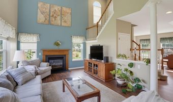 10 WHIRLAWAY Dr, Bear, DE 19701