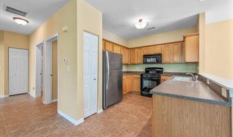 16 Christie Ct 16, Algonquin, IL 60102