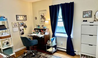 5 Governors Ln, Bethel, CT 06801