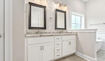 1846 KEYSTONE Dr, Auburn, AL 36830