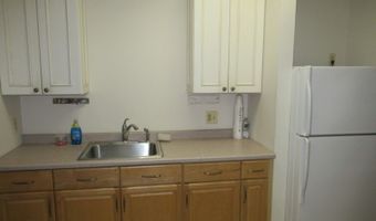 2 Beatty St, Andover, NJ 07801