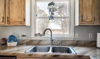 3105 Horseshoe Rd, Appomattox, VA 24522