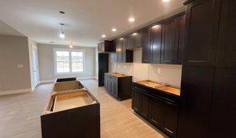 64 Westview Dr, Batesville, IN 47006