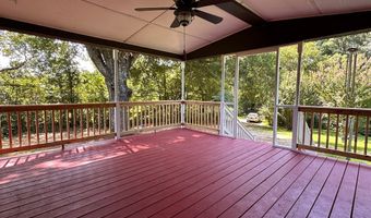 200 Watts Ln, Big Sandy, TN 38221