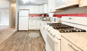 301 S SIGNAL BUTTE Rd 51, Apache Junction, AZ 85120