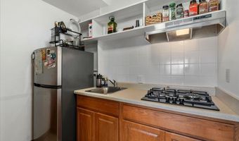 1365 Piiholo Rd, Makawao, HI 96768