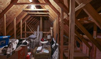 31 GARDEN Path, Barnegat, NJ 08005
