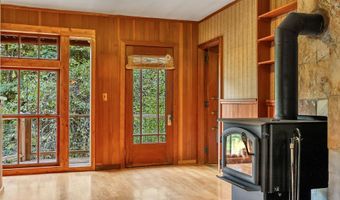 44072 Anderson Ln, Astoria, OR 97103