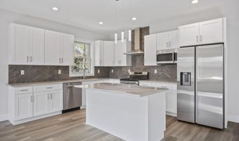 175 Brennan Concourse, Bayville, NJ 08721
