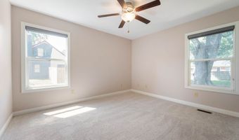 625 Pershing Dr, Anderson, IN 46011