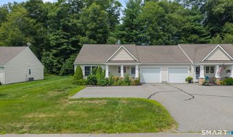 9 River Walk Dr 9, Brooklyn, CT 06234