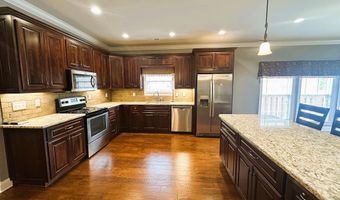 104 Canterbury Cir, Arab, AL 35016