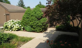 1 Westbury Ct, Ann Arbor, MI 48105
