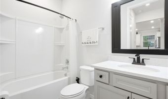 6332 CLIVEDEN Ct, Apollo Beach, FL 33572