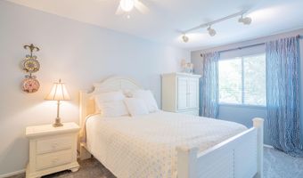1584 Prima Ct, Camarillo, CA 93010