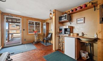 101 N Park Ave, Broadus, MT 59317