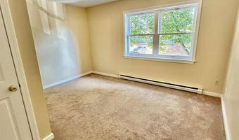 250 Husson Ave 1D, Bangor, ME 04401