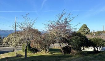 19 TH St, Astoria, OR 97103