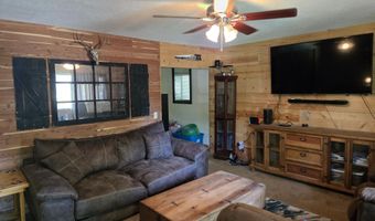 651 W Pearl St, Aurora, MO 65605