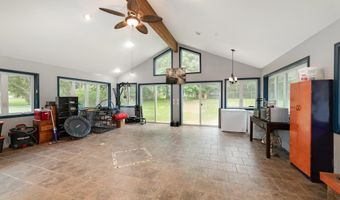 812 W Ctr, Alma, MI 48880