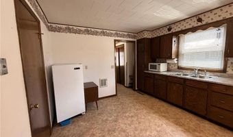 128 S Munsterman St, Appleton, MN 56208