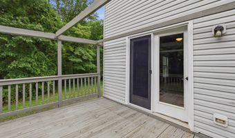 24674 PEACH ORCHARD Ln, Aldie, VA 20105