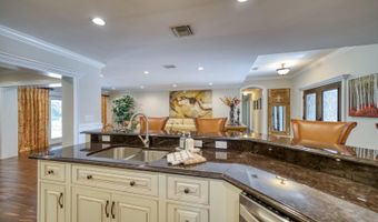 1666 ROBIN HOOD Ln, Clearwater, FL 33764