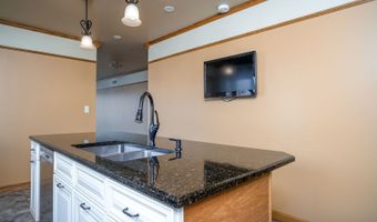 104 Lakewood Dr, Antioch, IL 60002