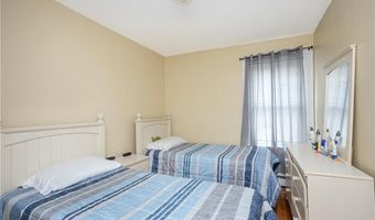 85 Mill St, Newport, RI 02840