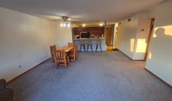 809 Maplehill Dr 5, Albert Lea, MN 56007