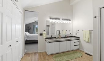 6605 Cutty Sark St, Anchorage, AK 99502