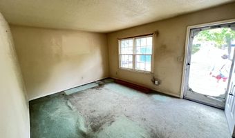 121 Forest Pl, Aberdeen, NC 28315
