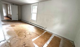127 Dewey St, Bennington, VT 05201