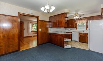 105 Borden Ave, Johnston, RI 02919
