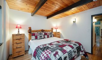 1760 Medina Dr, Arnold, CA 95223