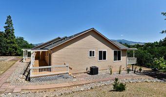 605 Orchard St, Ashland, OR 97520