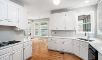 137 Dockside Downs Dr, Woodstock, GA 30189
