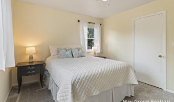 745 Adaway Ave SE, Ada, MI 49301