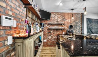 45 White Oak Ln, Aberdeen, NJ 07747