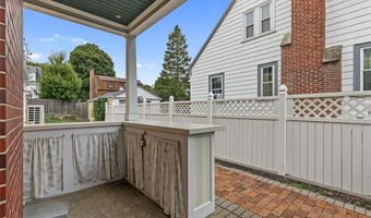 34 Burnett St, Johnston, RI 02919