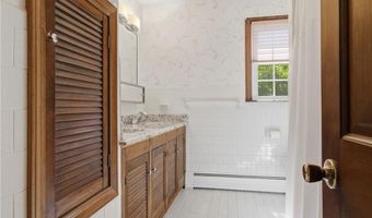 2699 Diamond Hill Rd, Cumberland, RI 02864