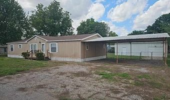 617 E Gregory Ave, Apache, OK 73006