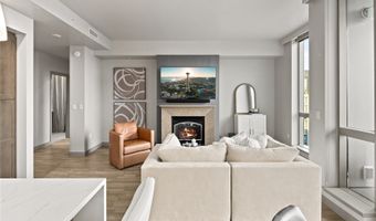 10650 NE 9th Place 2427, Bellevue, WA 98004
