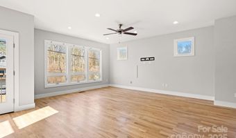 308 London Rd, Asheville, NC 28803