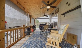 40 Darby Ln, Adairsville, GA 30103
