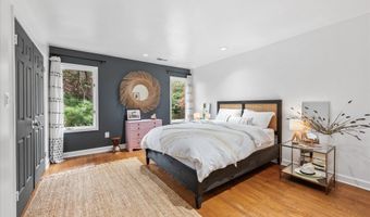 6700 LANDON Ln, Bethesda, MD 20817