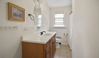 653 Ship Ave, Beachwood, NJ 08722